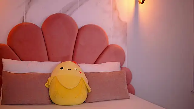 Scarlett Veyra online show from December 2025 07:04:02 AM