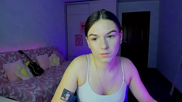 Snapshot of luna_lust_212 chatting on June 2026 04:24:01 AM luna lust 212 online show from June 2026 04:24:01 AM