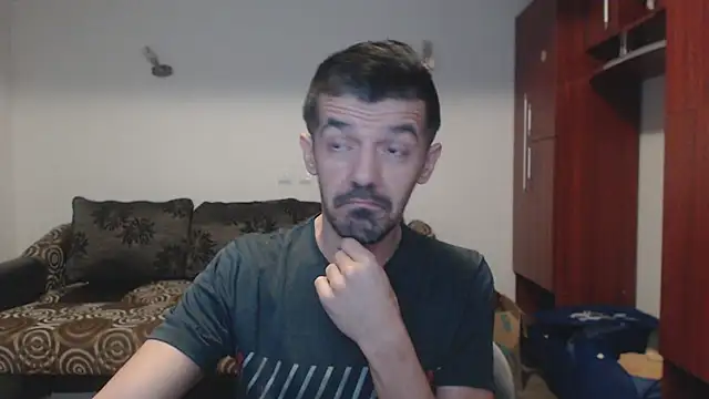 Snapshot of Dale_E chatting on December 2024 04:12:02 AM Dale E online show from December 2024 04:12:02 AM