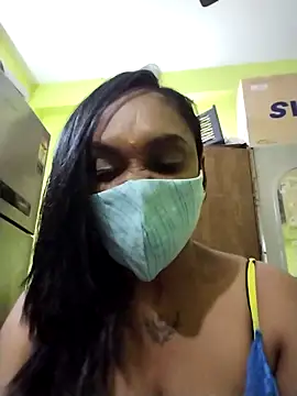 Dharshini98 online show from January 2026 07:06:02 PM