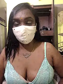 Dharshini98 online show from February 2026 11:25:02 PM