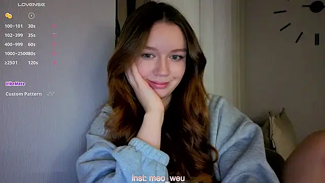 me liss online show from November 2025 11:43:02 PM