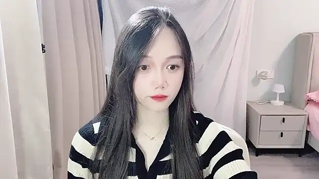 Snapshot of BoiI2u chatting on November 2025 04:06:01 PM BoiI2u online show from November 2025 04:06:01 PM