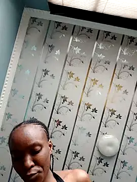 Beverlygurlx6 online show from February 2026 05:48:02 AM