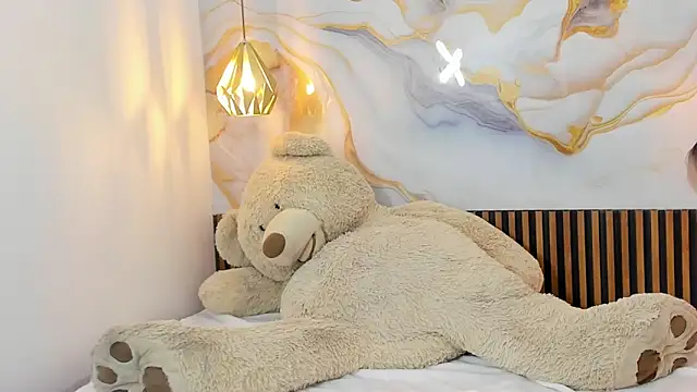 Cherry Blossome online show from November 2025 03:12:01 PM