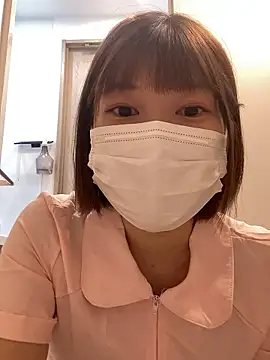 Snapshot of yun_cute chatting on November 2025 06:45:02 AM yun cute online show from November 2025 06:45:02 AM