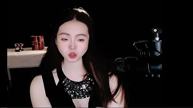 Snapshot of nannanbaby002 chatting on November 2025 12:45:02 PM nannanbaby002 online show from November 2025 12:45:02 PM