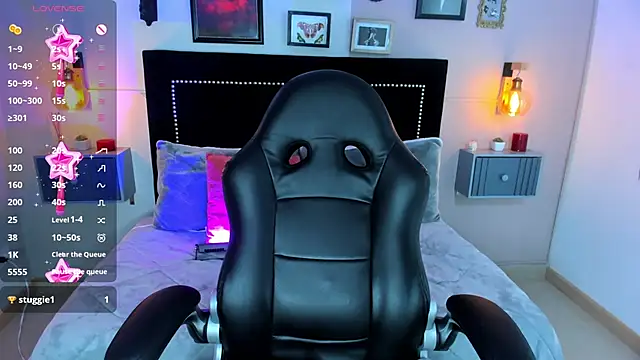 conny tanakaa online show from November 2025 02:49:02 PM