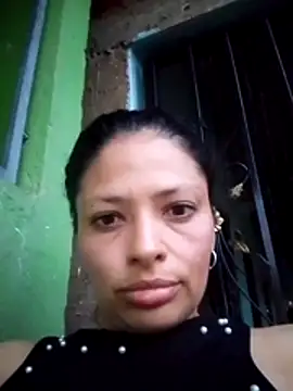 Snapshot of flakitaexo chatting on November 2025 10:32:02 PM flakitaexo online show from November 2025 10:32:02 PM