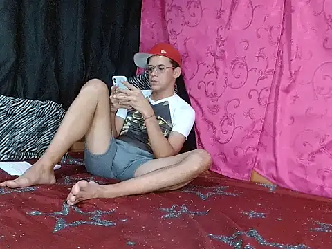 FANTASYBOYS11 online show from December 2025 10:38:02 PM