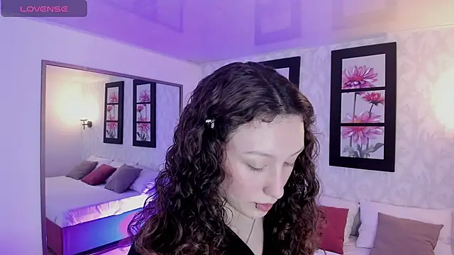 Martina 077 online show from December 2025 12:10:01 PM