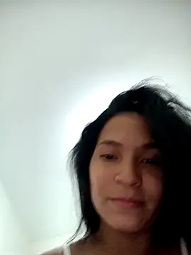 Snapshot of Geeylili chatting on November 2025 11:47:02 PM Geeylili online show from November 2025 11:47:02 PM