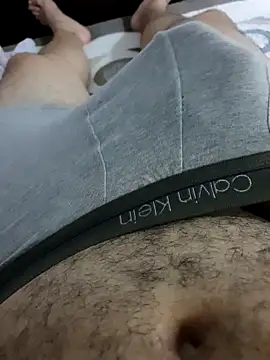 julianlondo111 online show from November 2025 05:17:01 AM