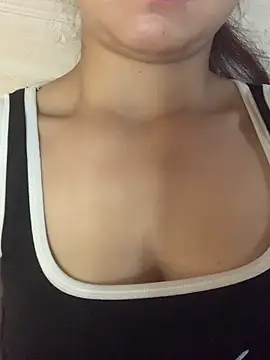 Diana-sexyy online show from February 2026 03:44:02 AM