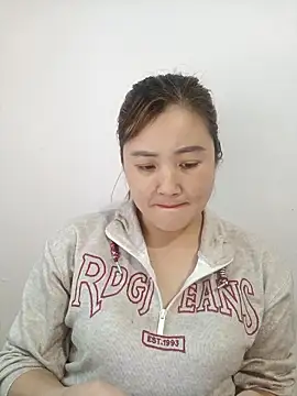 Little-Red123 online show from January 2026 01:42:02 AM