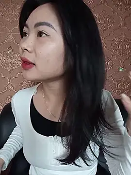 Lynk2x online show from December 2025 04:43:02 AM