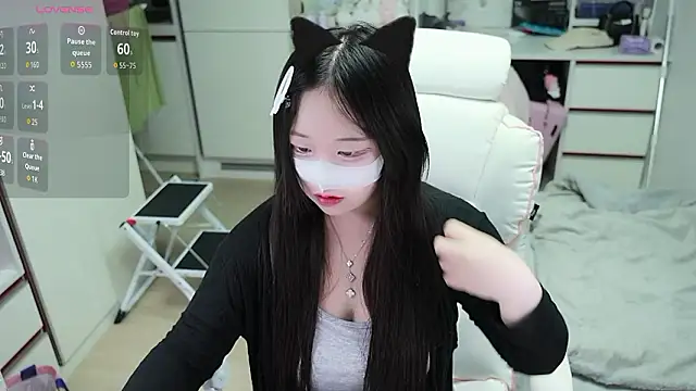 kimhyeona2005 online show from July 2026 04:50:02 AM