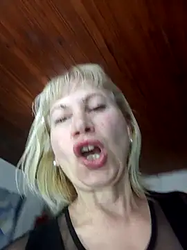 SexyMilf1211 online show from November 2025 01:00:02 AM