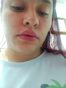 swetttmomy online show from November 2025 01:39:02 AM