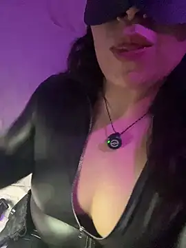 Zaphiro007 online show from May 2026 03:59:01 AM