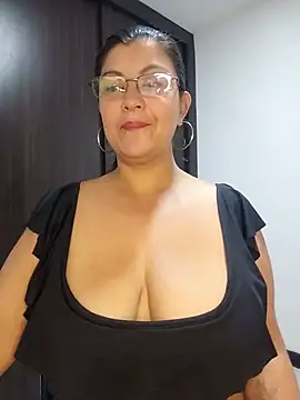CelesteAlvarez1989 online show from August 2026 03:21:02 AM