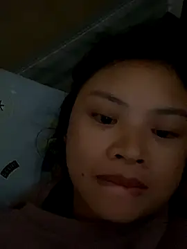 Snapshot of sara-xx chatting on November 2025 06:15:01 AM sara-xx online show from November 2025 06:15:01 AM