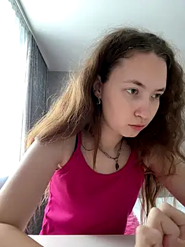 Holy Poly online show from December 2025 08:19:02 AM