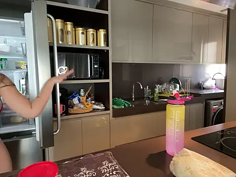 BelleRune online show from February 2025 03:09:02 PM