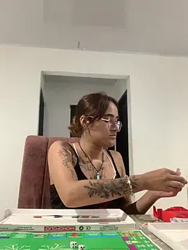 Aley 14 online show from November 2025 01:03:02 AM