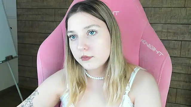 TinnaBurton online show from June 2026 03:04:02 AM