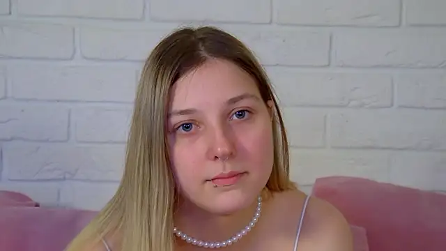 TinnaBurton online show from July 2026 04:07:02 PM