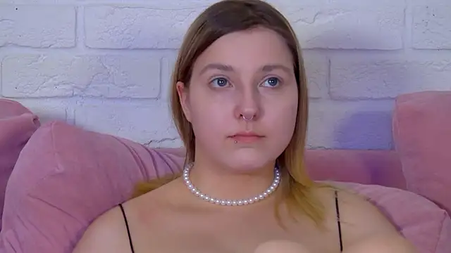TinnaBurton online show from July 2026 04:22:02 PM