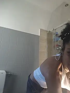 Snapshot of chanell95 chatting on May 2026 09:47:02 AM chanell95 online show from May 2026 09:47:02 AM