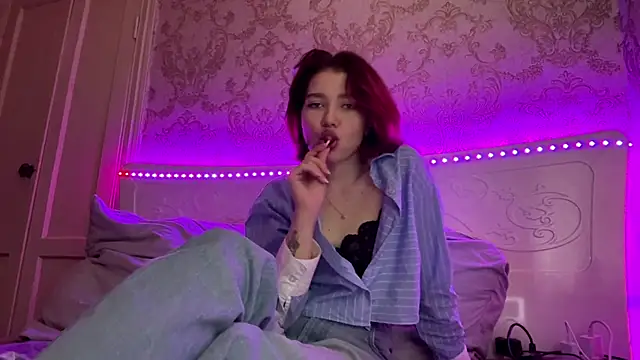 Snapshot of DanaeMccrory chatting on November 2025 01:39:01 PM DanaeMccrory online show from November 2025 01:39:01 PM