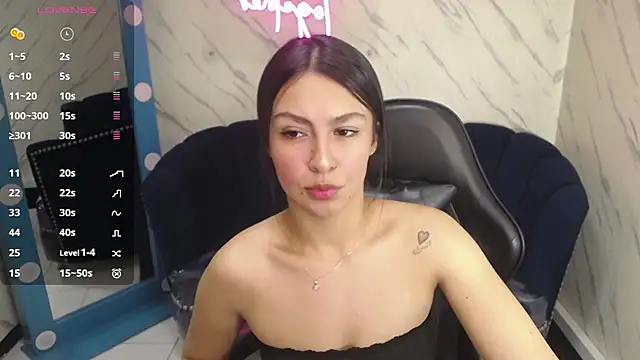 Maleja v  online show from December 2025 01:30:01 PM