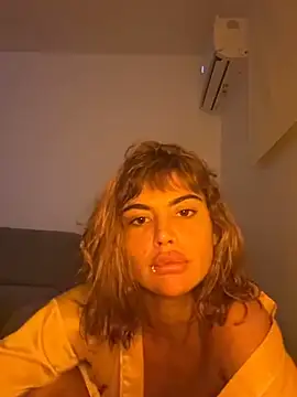 honeysohpia online show from November 2025 07:14:02 AM