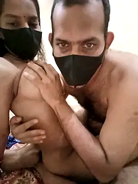 Desi Hot Queen online show from November 2025 04:23:01 PM