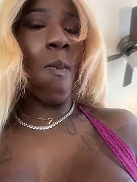 Motherbigbus online show from January 2026 06:22:02 PM