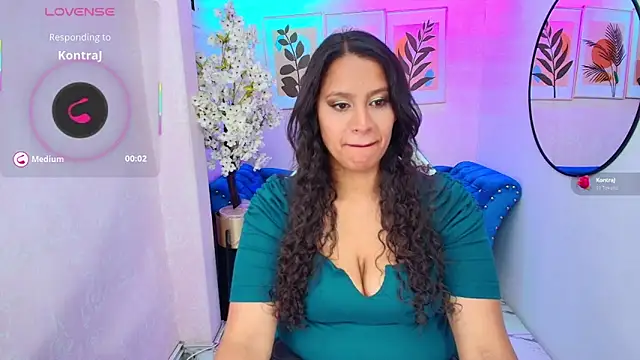 Lili rousx online show from November 2025 03:18:02 AM