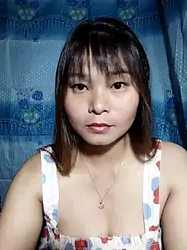 Cool-girl online show from November 2025 11:49:02 AM