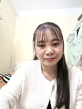 Snapshot of Moon-night222 chatting on February 2026 04:45:02 PM Moon-night222 online show from February 2026 04:45:02 PM