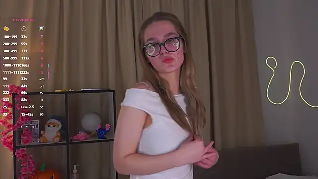 DidiCharm online show from November 2025 10:43:02 PM