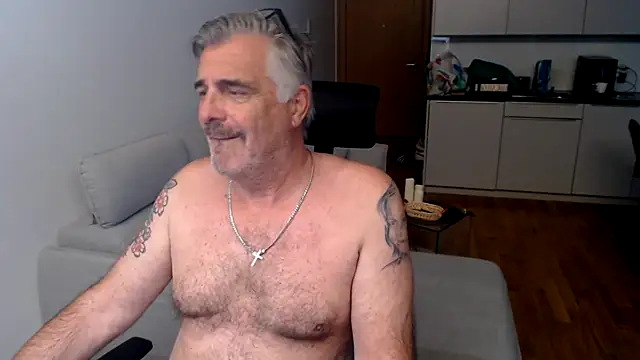 Buidapest online show from November 2025 09:20:02 AM