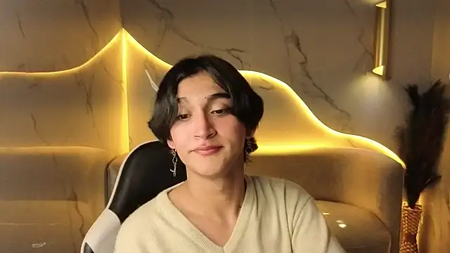 zoe tp online show from November 2025 10:31:01 PM