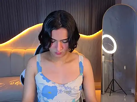 zoe tp online show from March 2026 07:54:01 PM