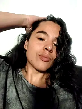 Angel-umbra online show from December 2025 08:48:02 PM