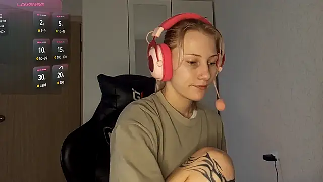 FoxySable online show from November 2025 08:14:02 AM