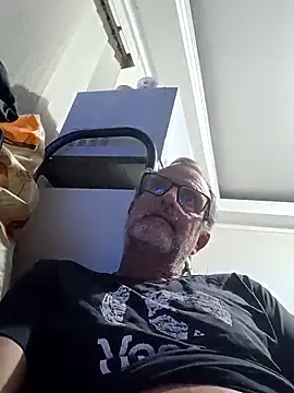 Snapshot of nard53 chatting on May 2026 10:59:01 PM nard53 online show from May 2026 10:59:01 PM