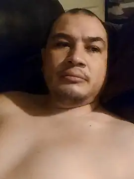 julioagc12 online show from November 2025 06:40:02 AM