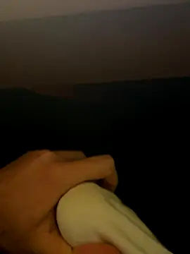 Vickmaple online show from November 2025 06:57:01 PM